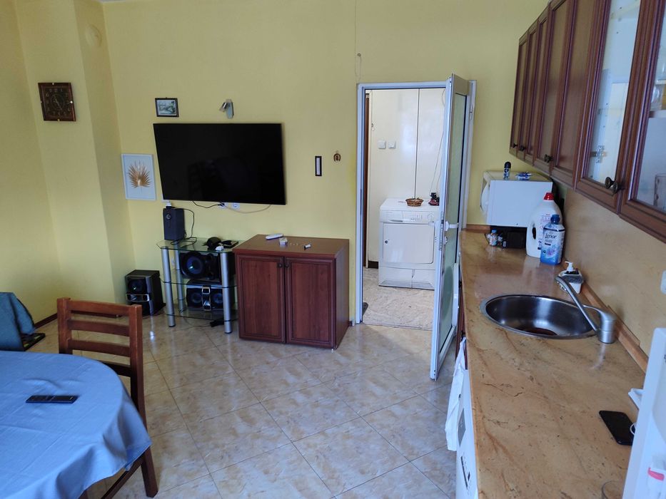 Двустаен апартамент