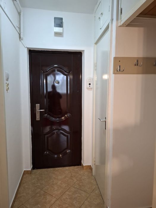 Garsonieră de închiriat