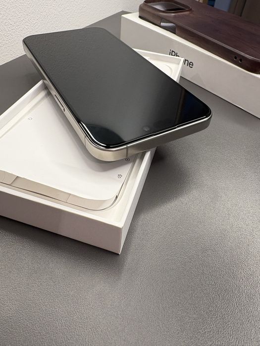 Iphone 15 pro max 256gb емкость90%