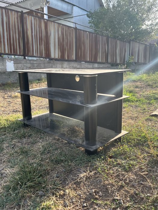 Потставка для телевизора