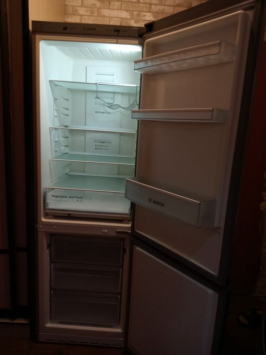 Холодильник Bosch
