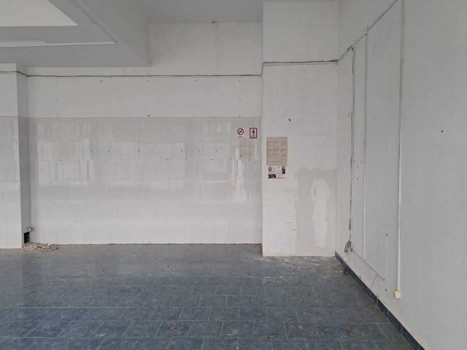Spatiu comercial