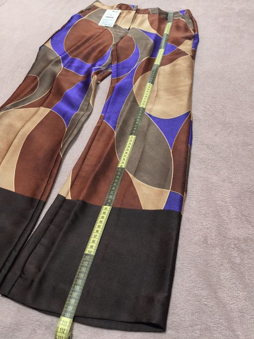 Pantaloni satinați Zara