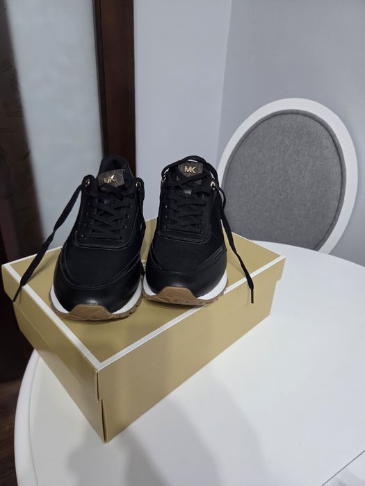 Adidasi Michael Kors
