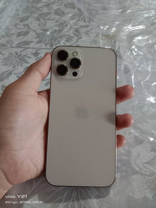 iPhone 12 pro max gold sotiladi