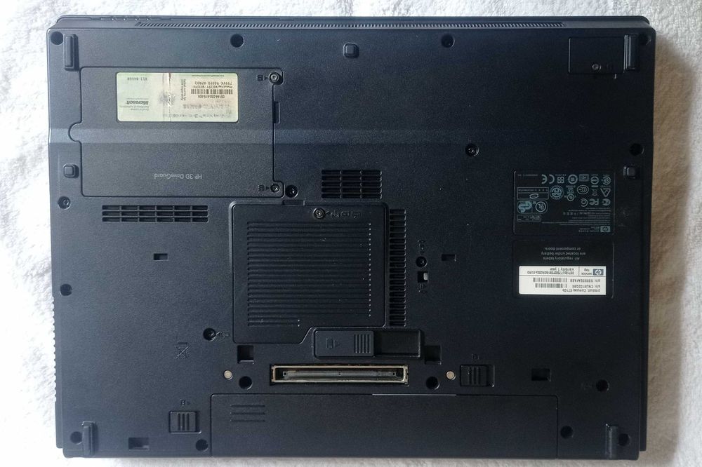 Лаптоп HP Compaq 6710b за части или възстановяване