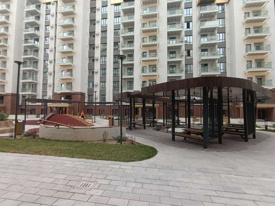 Центр! Дархан, Метро Пушкина и Б.И.Й, Golden House, O'Z-Mahal