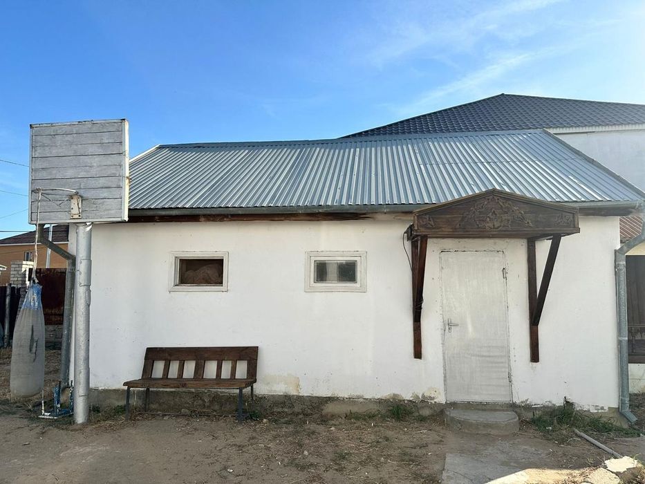 Коттедж сатылады.