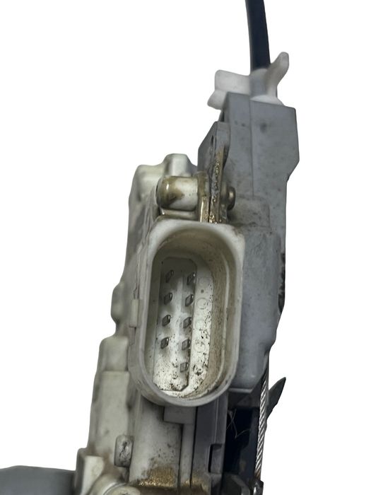 Broasca Usa Dreapta Fata Volkswagen Passat 3C2 2005 - 2010 3C2837016A