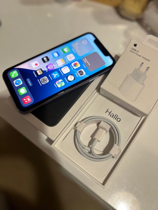 Iphone 11 перфектен