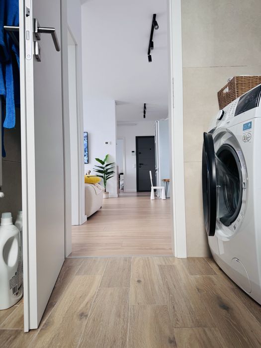 Apartament 3 camere de vânzare | 59 mp + balcon 9 mp + parcare + boxă de depozitare