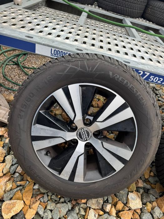 Jante originale Volvo V70 215/60/16