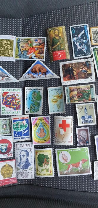 Пощенски марки над 1000 броя