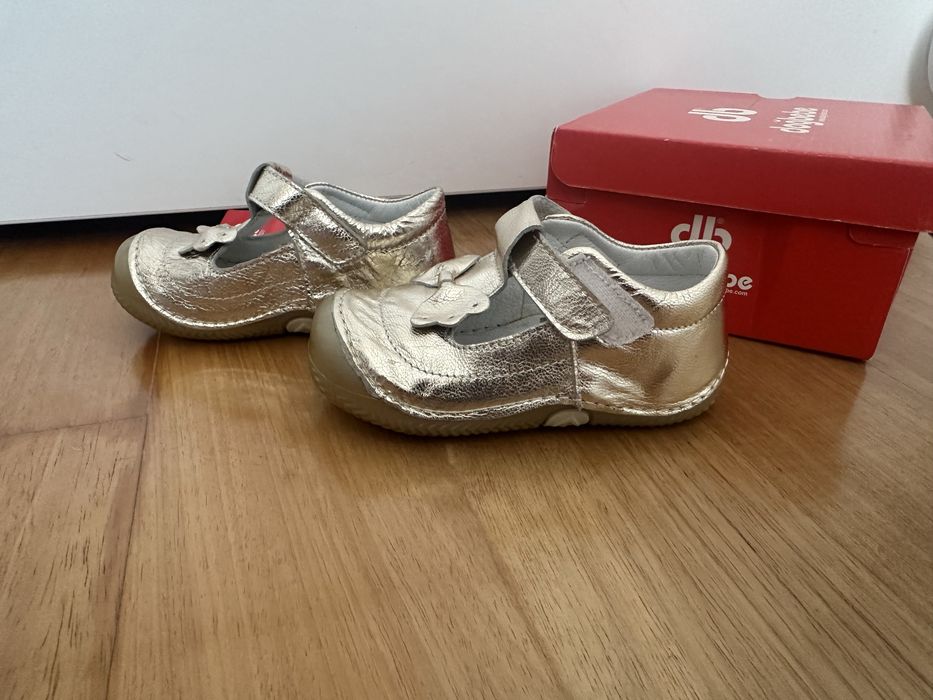 Pantofi noi din piele pentru copii, marimea 21