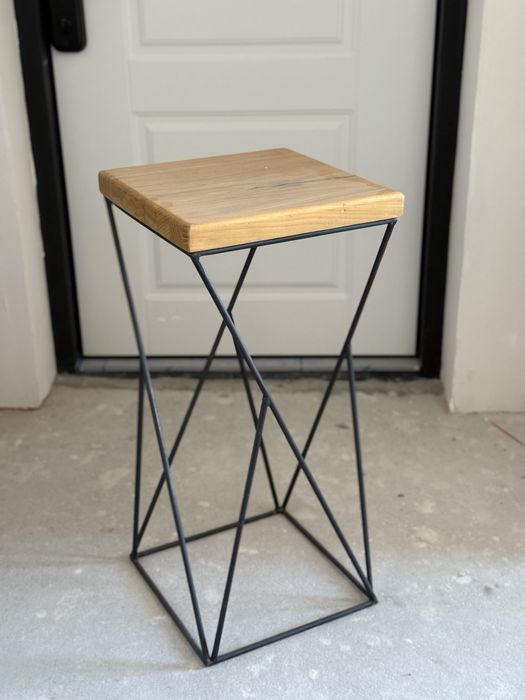 Стул барный дервянный