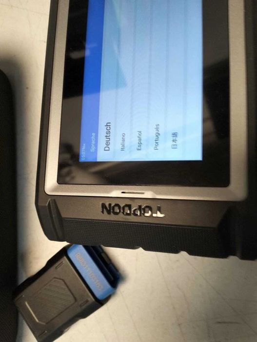 Професионална автодиагностика TOPDON ArtiDiag 800BT с дисплей