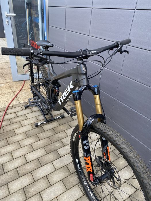 На части Trek Session XL carbon