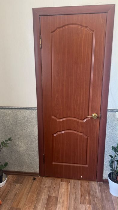 Двери б/у торг уместен есть наличии