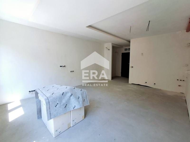 Продава се Едностаен апартамент в Варна, Бриз - 48 кв.м за 2719 €/кв.м - Снимка #3