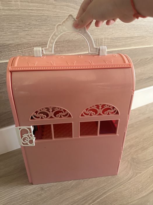 домик,туалетный уголок для кукол