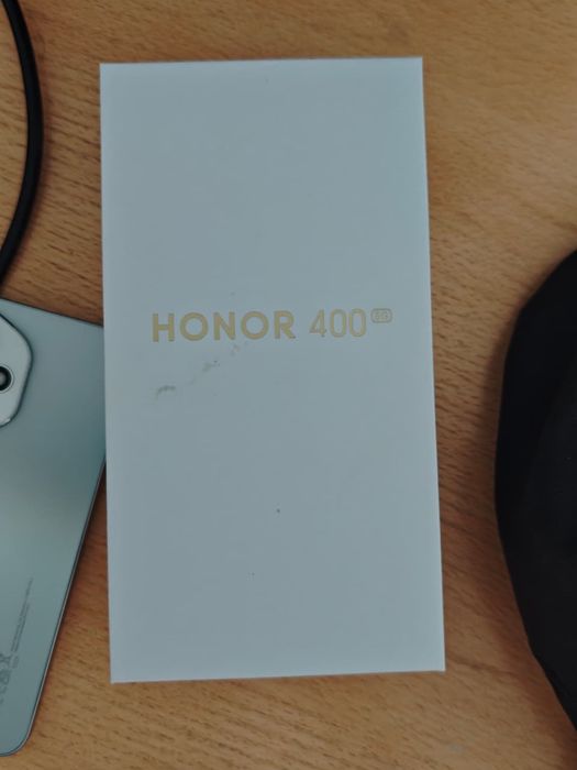 Прадается телефон Honor 400 5G 256 GB