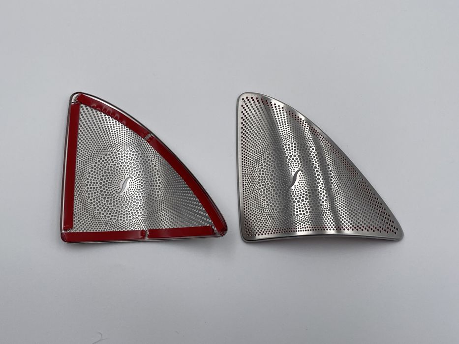Embleme set site Mercedes E class Burmester stalpi