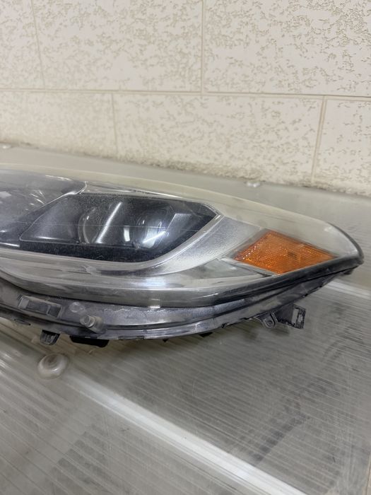 Фары на авалон  до рест