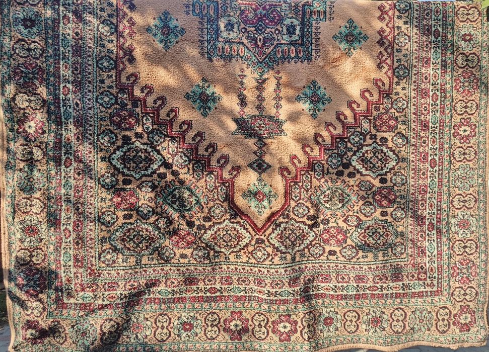 Ковёр 290 х 191, красивый рисунок