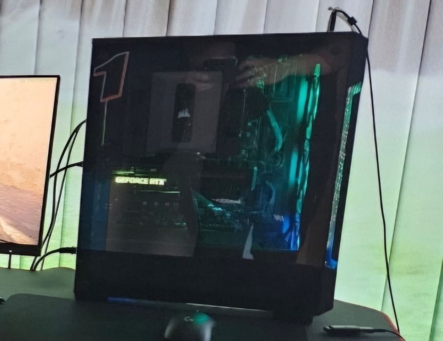 Gaming Pc среден клас конфигурация