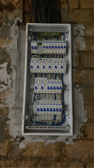 Электромонтажные работы.