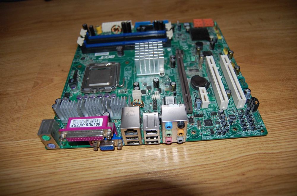 Placi de baza 2 functionale,1 nefunctionala