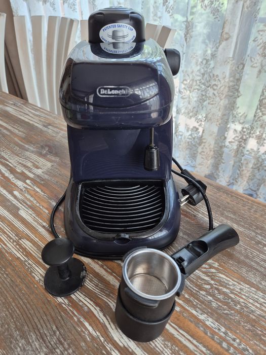 Кафемашина DeLonghi EC5.1