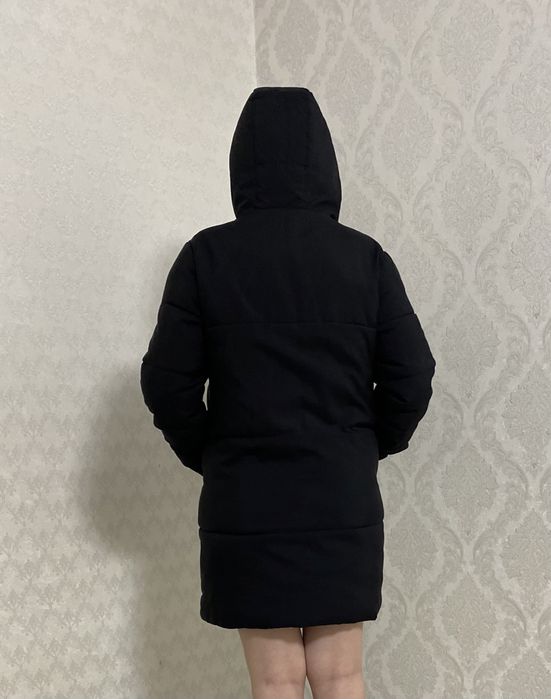 Зимний женский пуховик