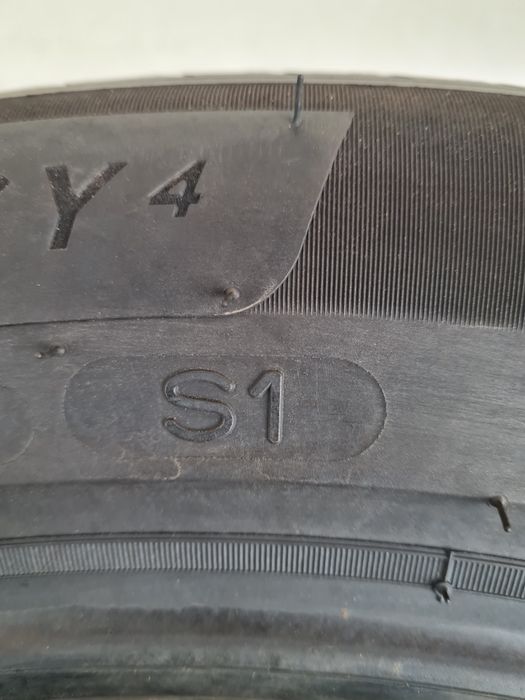 Летни гуми 2 броя MICHELIN Primacy4 235 50 R19 дот 2721