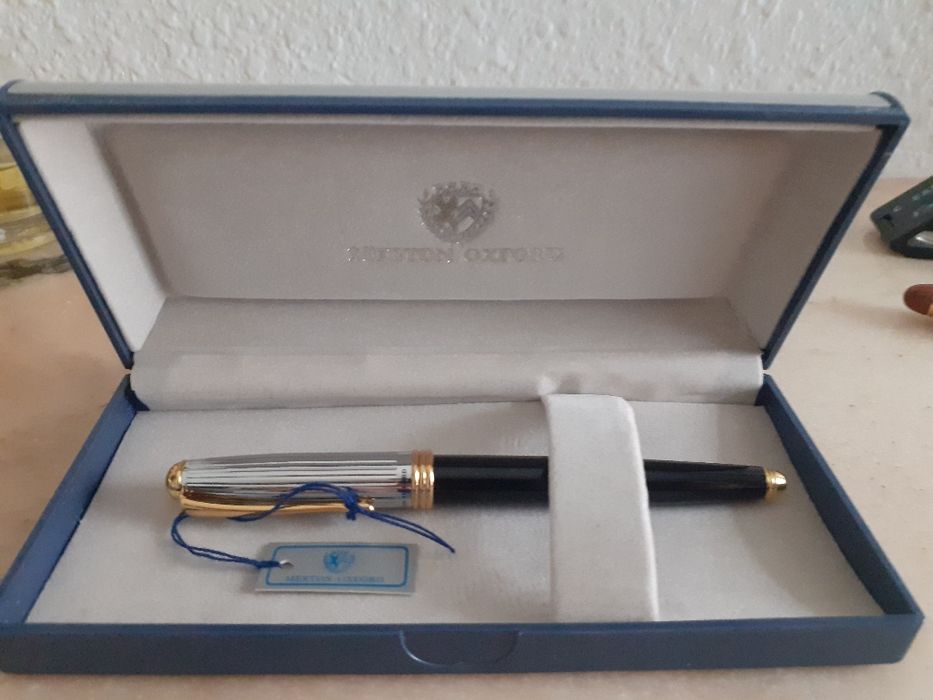 Lot de stilouri și pixuri de marca cu garantie