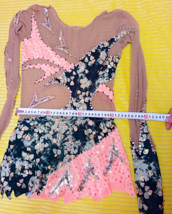 Трико за художествена гимнастика