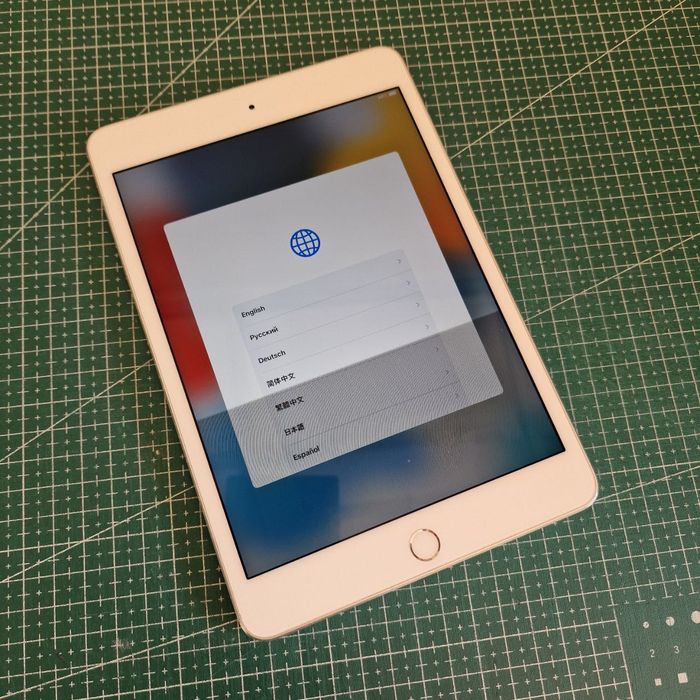 Apple iPad mini 4 – 128 GB – модел A1538