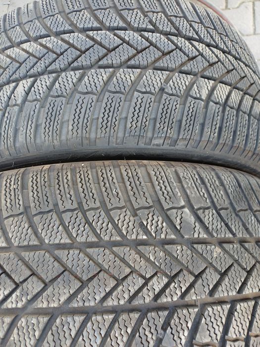 Гуми 245/40/19 Бриджстоун