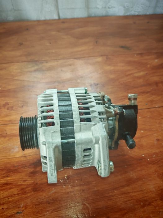Vând alternator nou Opel astra g 1.7 dti
