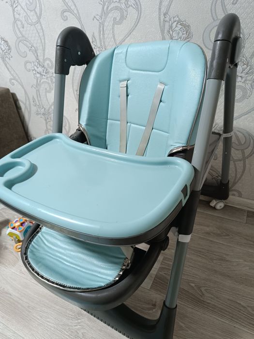 Стульчик для кормления  15000