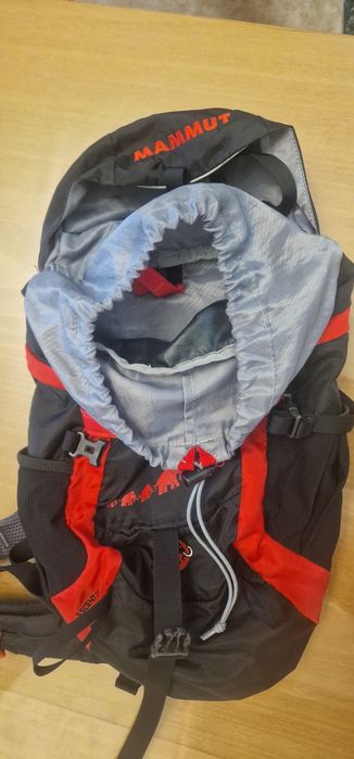 Детска туристическа раница Mammut 12l