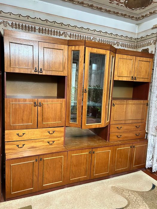 Стенка для дома !