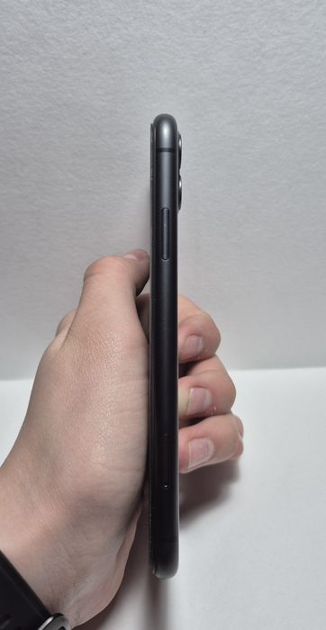 Срочно продам iphone 11