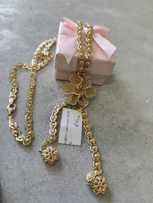 Златно колие 20.58гр 64см
14к
64см
1750€
0888998778