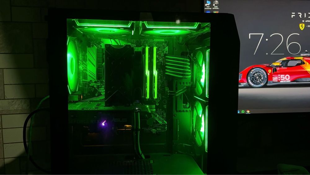 Компьютер с монитором