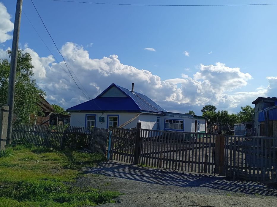 Продаётся дом село Никольское станция ельтай улица Мичурина дом 35