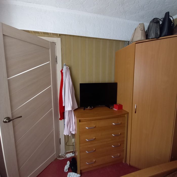 Мебель шкаф угловой и кровать