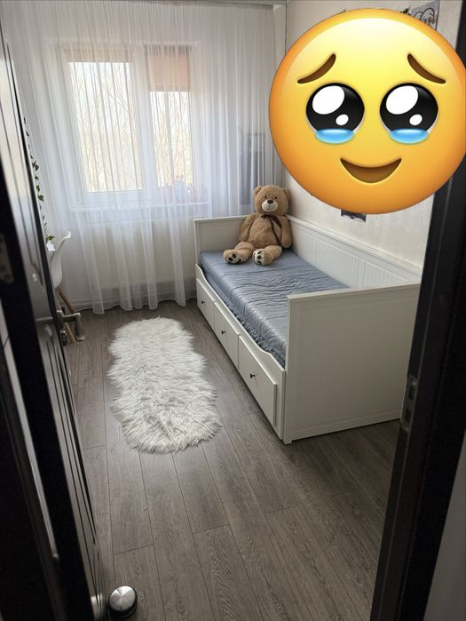 Apartament 3 camere, semidecomandat