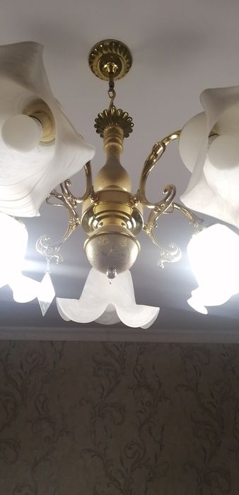 Люстра пять рожков