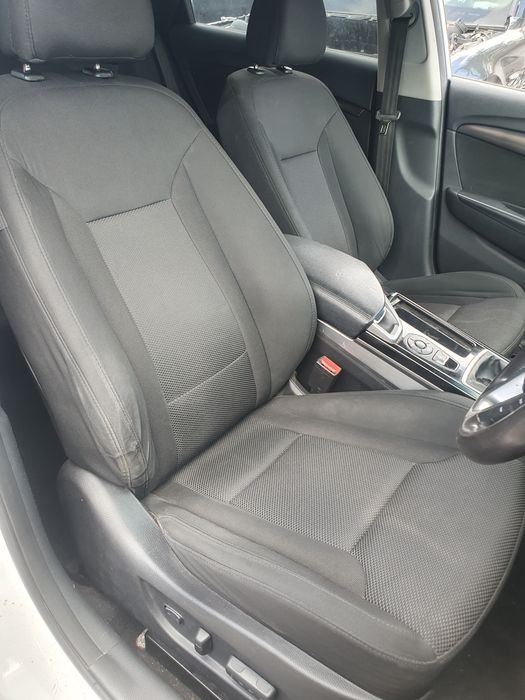 Far Stanga Hyundai i40 an 2013 motor 1.7 crdi D4FD 136 cp